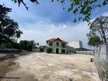 Bán nhà xưởng Trường Thọ, Đường 12, DT 5564m2, mặt tiền 98m, sổ hồng riêng